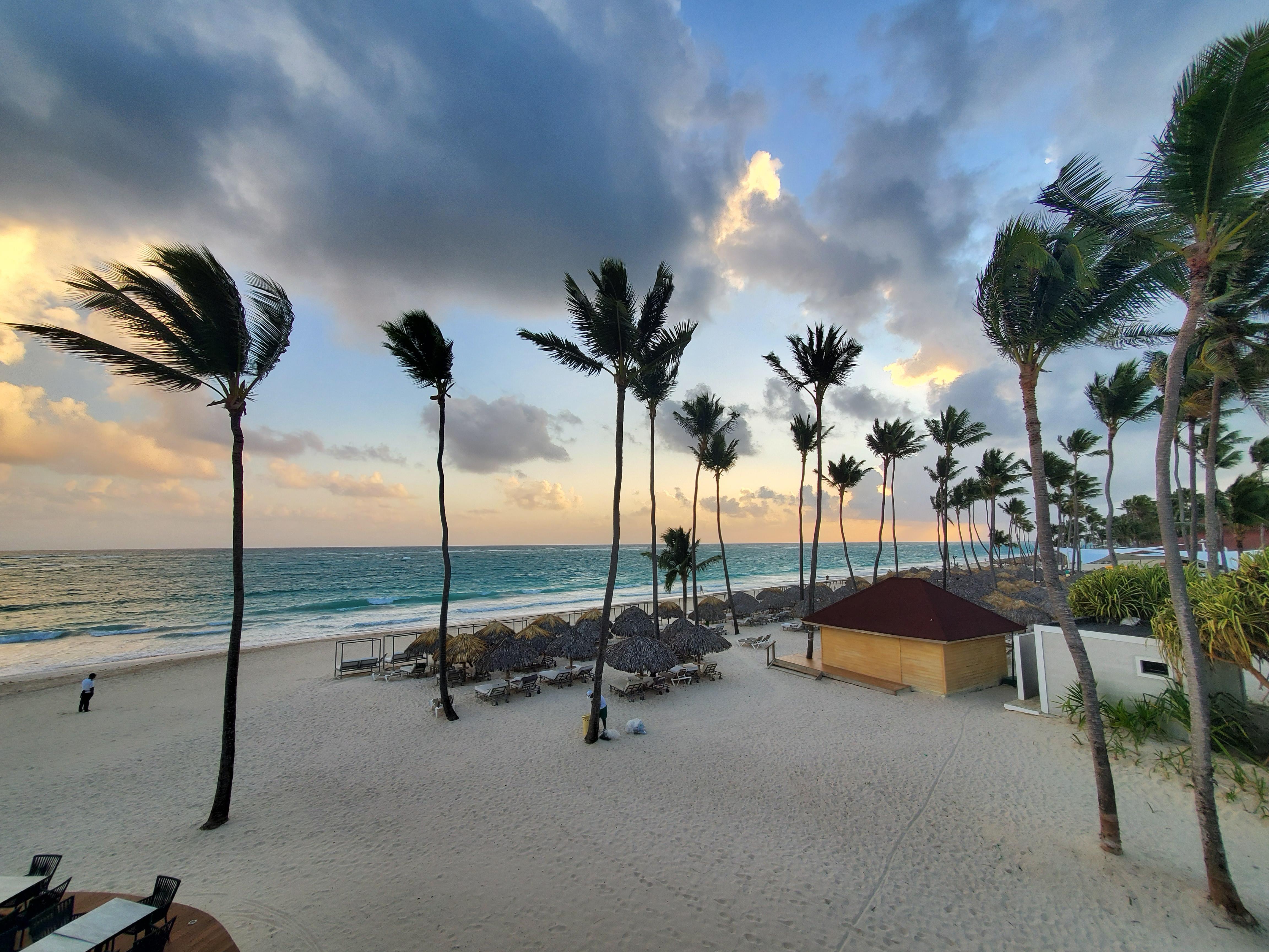 Grand Bavaro Princess (Adults Only) Exterior foto Beach at the resort