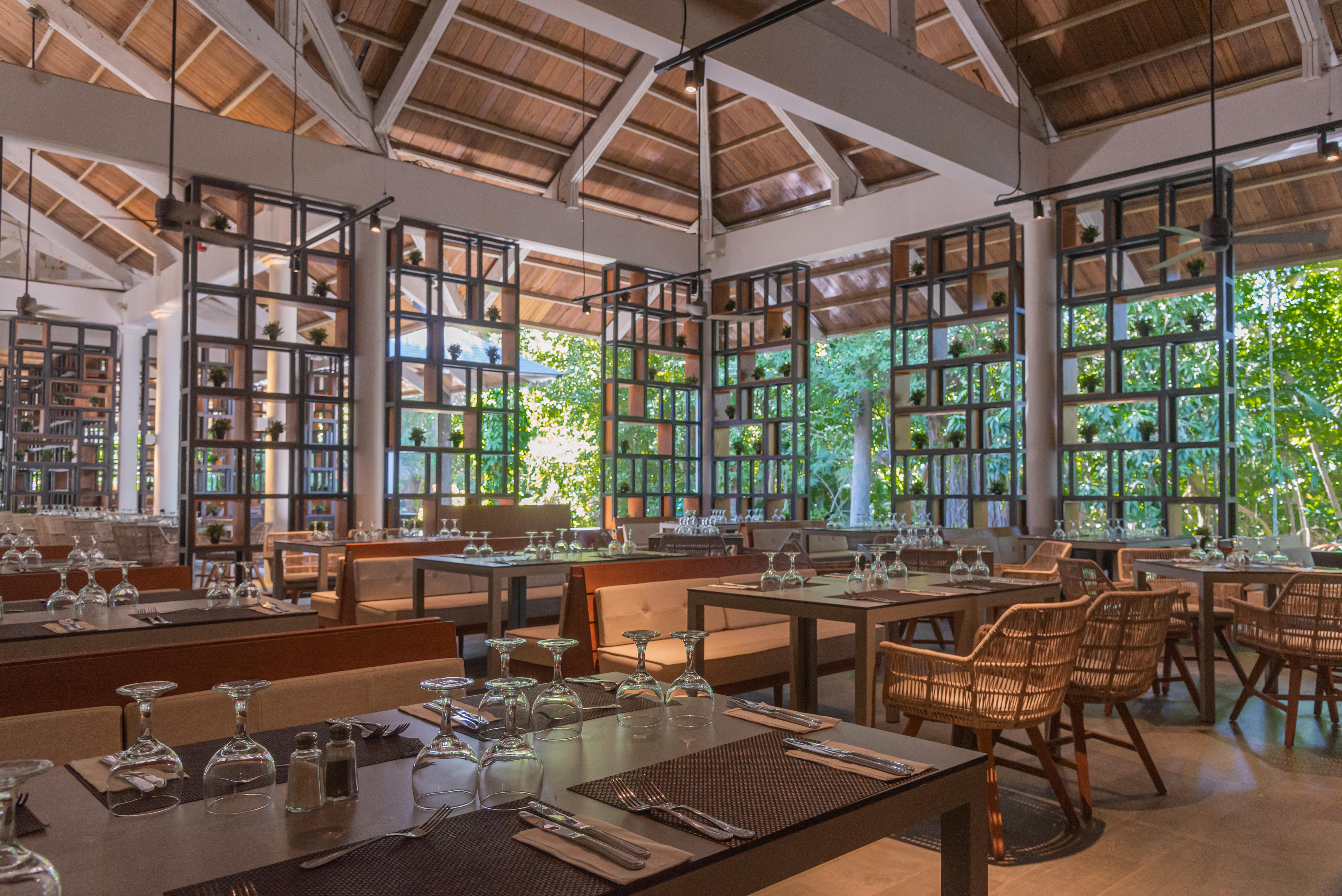 Grand Bavaro Princess (Adults Only) Exterior foto The restaurant at the resort